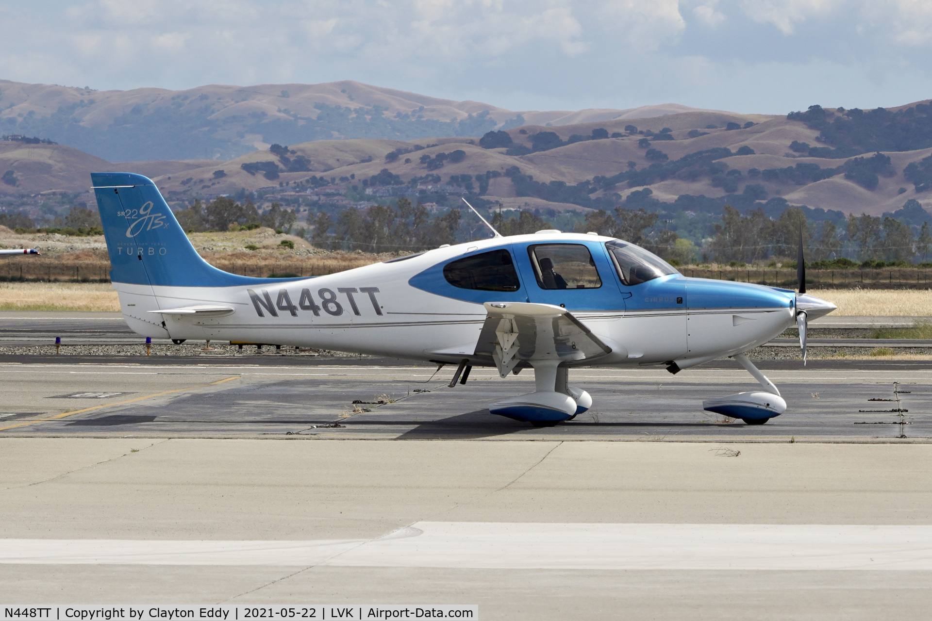 N448TT, 2008 Cirrus SR22 G3 GTSX Turbo C/N 3073, Livermore Airport California 2021.