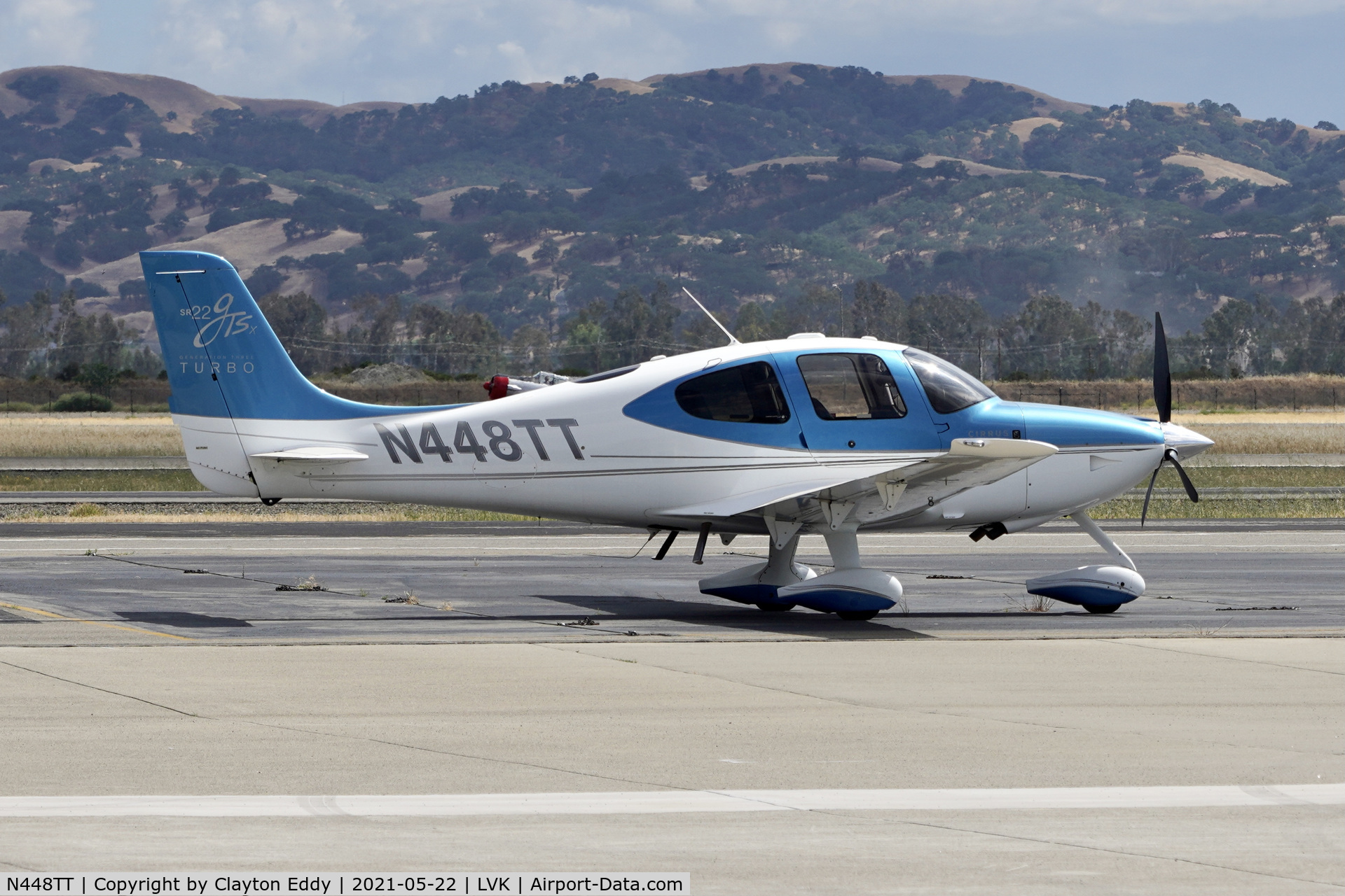 N448TT, 2008 Cirrus SR22 G3 GTSX Turbo C/N 3073, Livermore Airport California 2021.