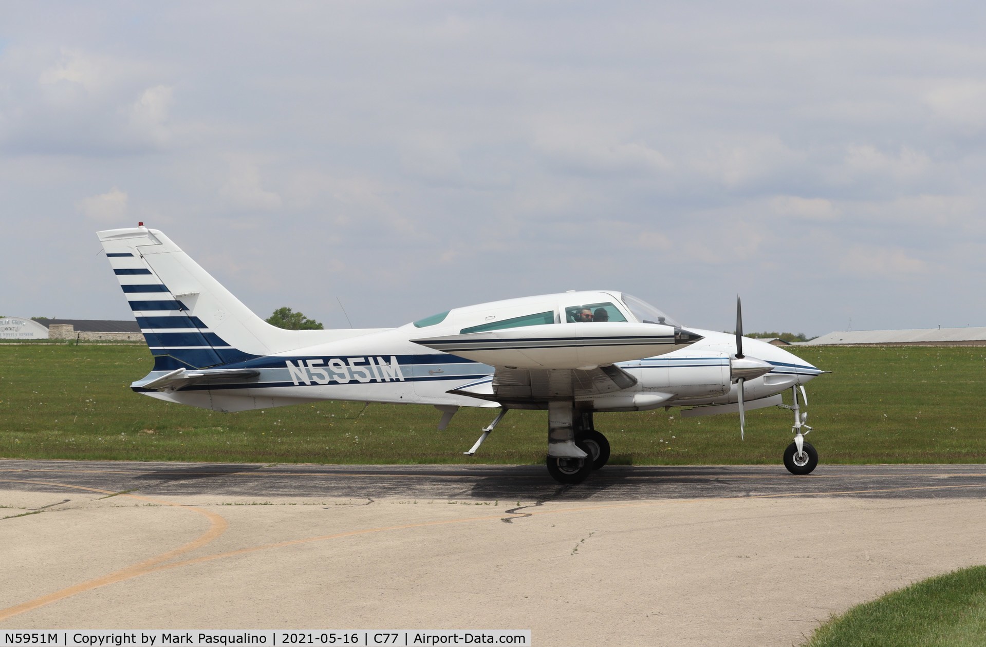 N5951M, 1973 Cessna 310Q C/N 310Q0737, Cessna 310Q