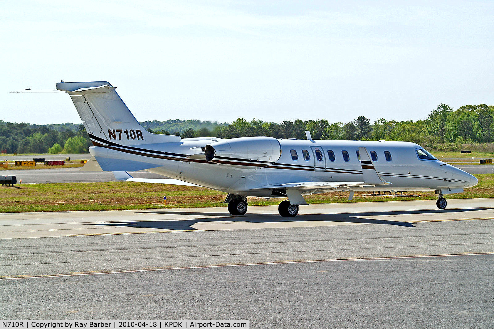 N710R, 2008 Learjet 45 C/N 359, N710R   Learjet 45XR [45-359] Atlanta-Dekalb Peachtree~N 18/04/2010