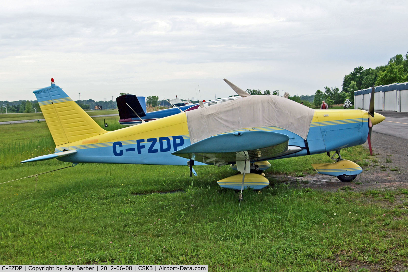 C-FZDP, 1968 Piper PA-28-140 C/N 28-25008, C-FZDP   Piper PA-28-140 Cherokee B [28-25008] Mascouche~C 08/06/2012