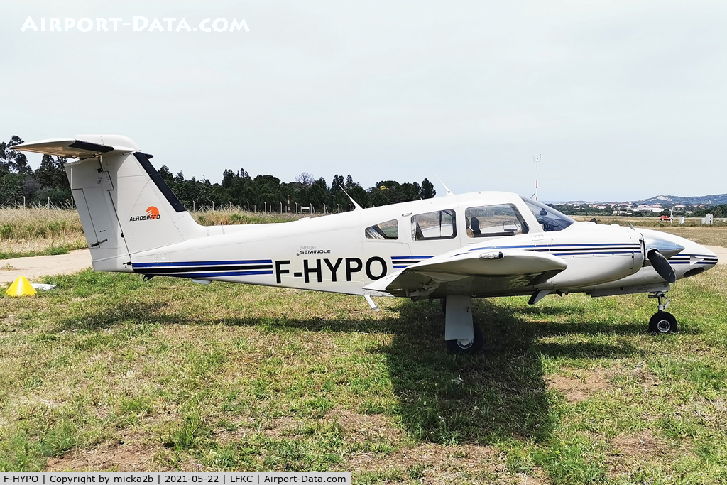 F-HYPO, 1982 Piper PA-44-180T Turbo Seminole C/N 44-8207018, Parked