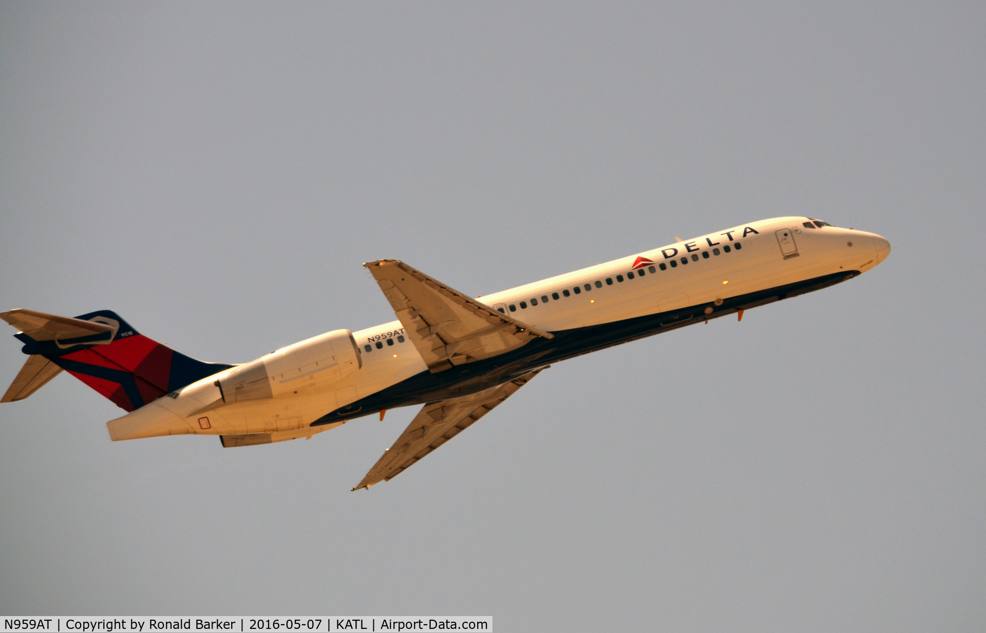N959AT, 2001 Boeing 717-200 C/N 55021, Takeoff Atlanta