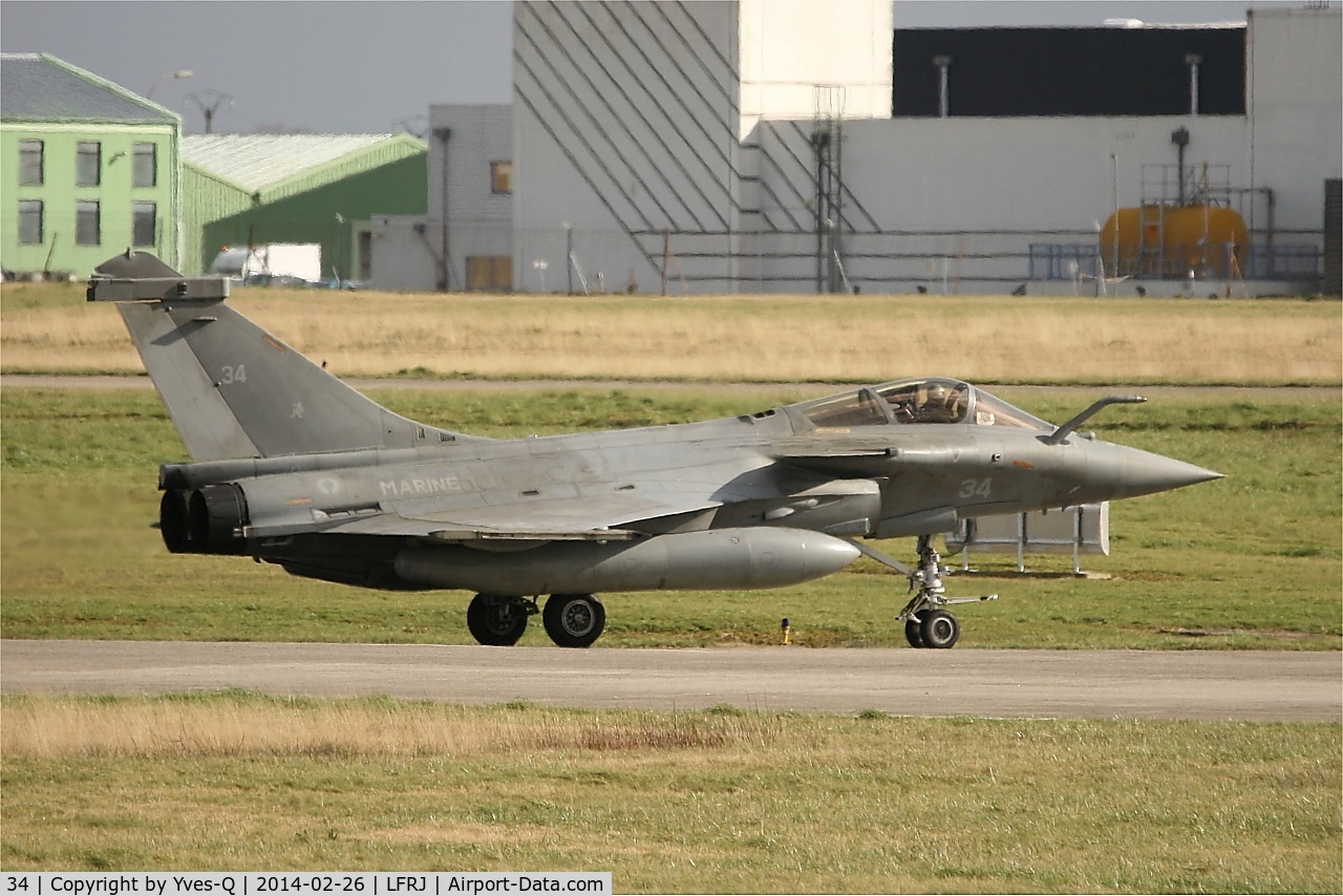 34, Dassault Rafale M C/N 34, Dassault Rafale M, Taxiing rwy 26, Landivisiau Naval Air Base (LFRJ)