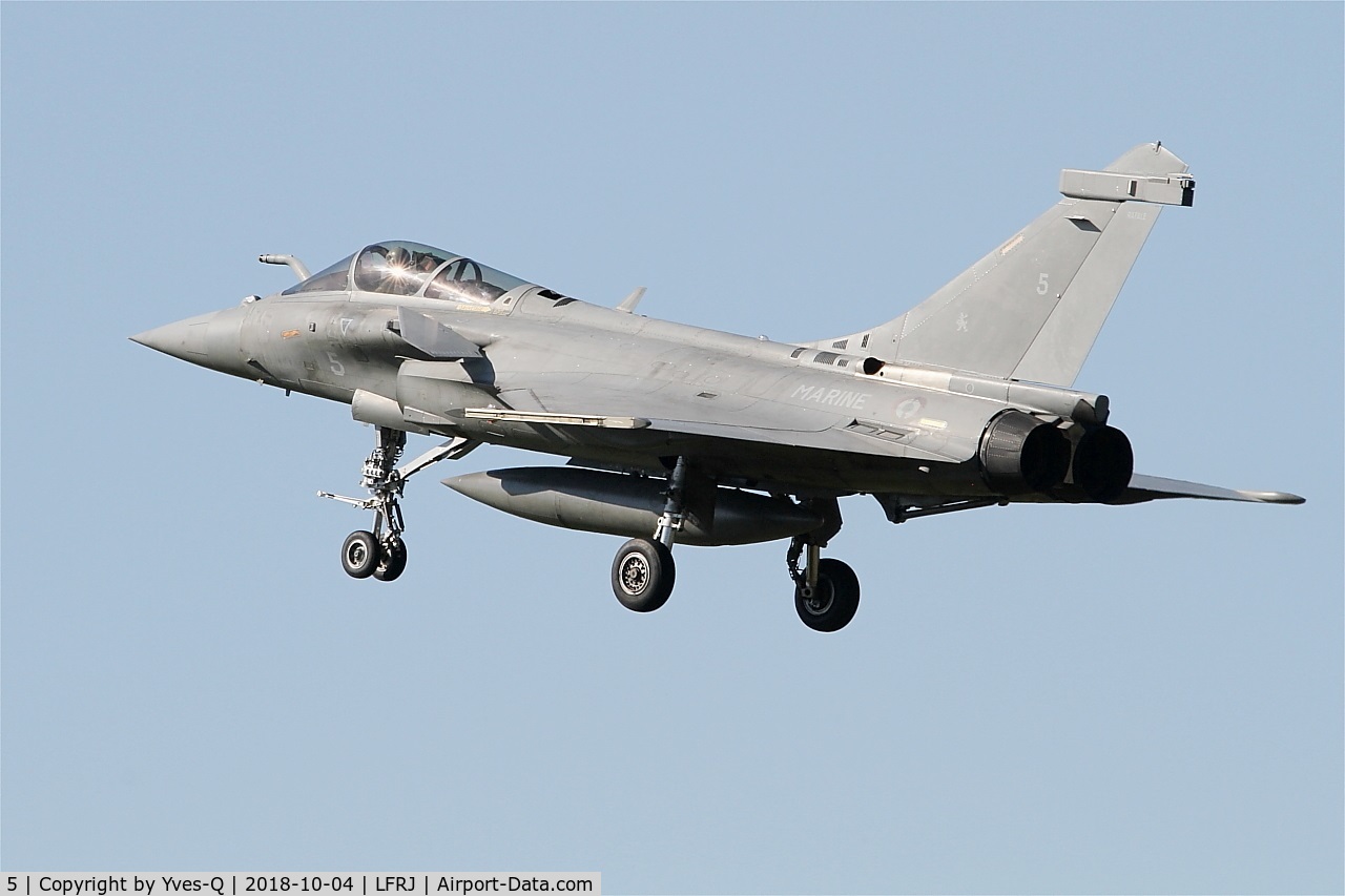 5, Dassault Rafale M C/N 5, Dassault Rafale M, On final rwy 26, Landivisiau Naval Air Base (LFRJ)