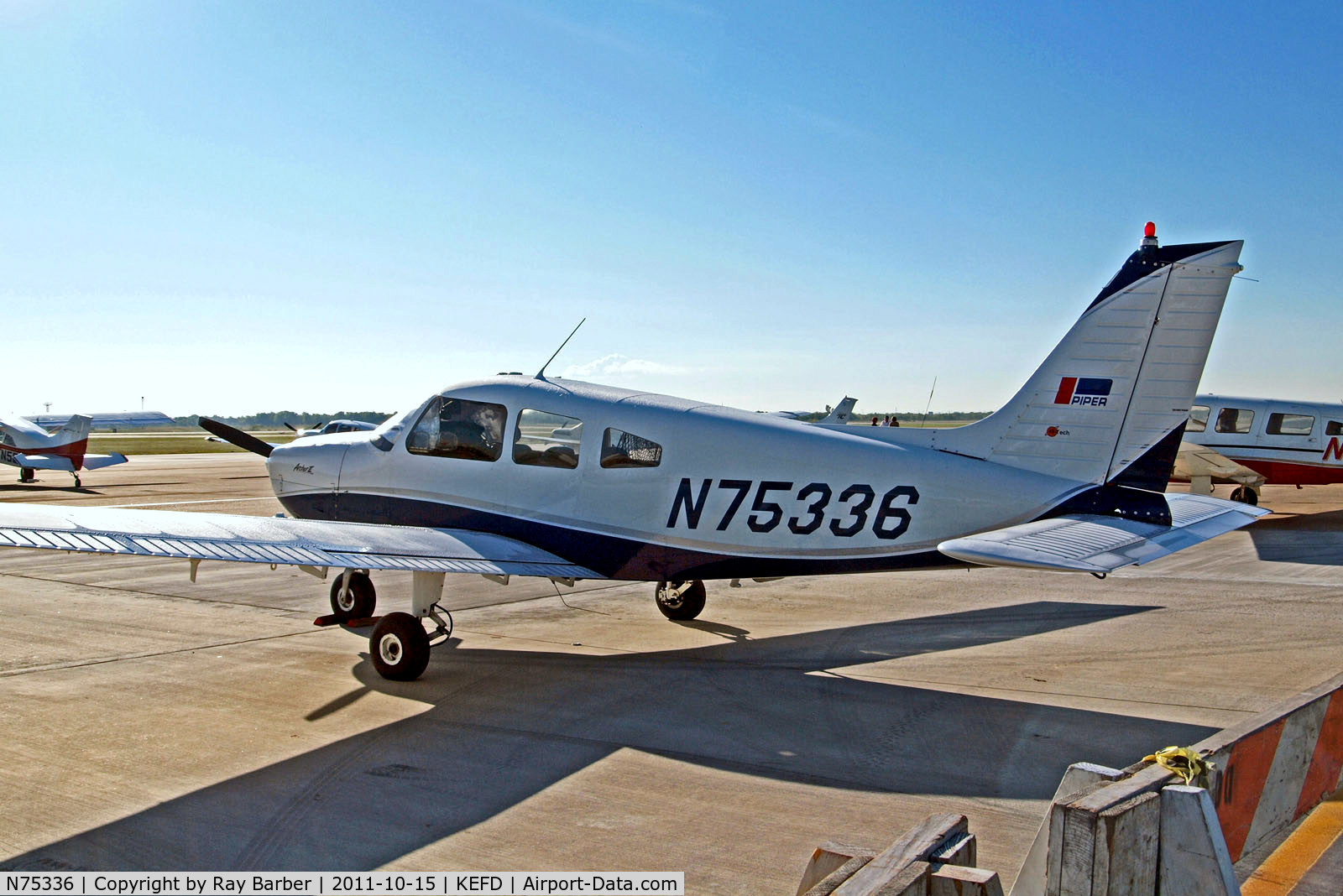 N75336, 1978 Piper PA-28-181 C/N 28-7890080, N75336   Piper PA-28-181 Archer II [28-7890080] Houston-Ellington Field~N 15/10/2011