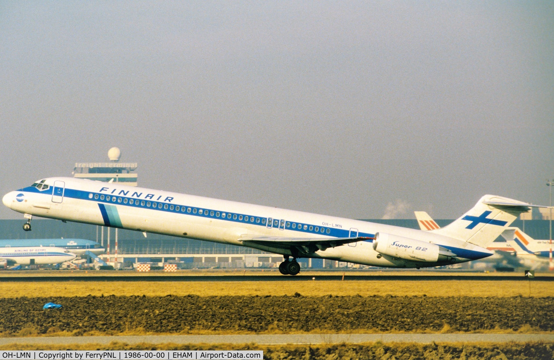 OH-LMN, 1982 McDonnell Douglas MD-82 (DC-9-82) C/N 49150, Finnair MD82 taking-off