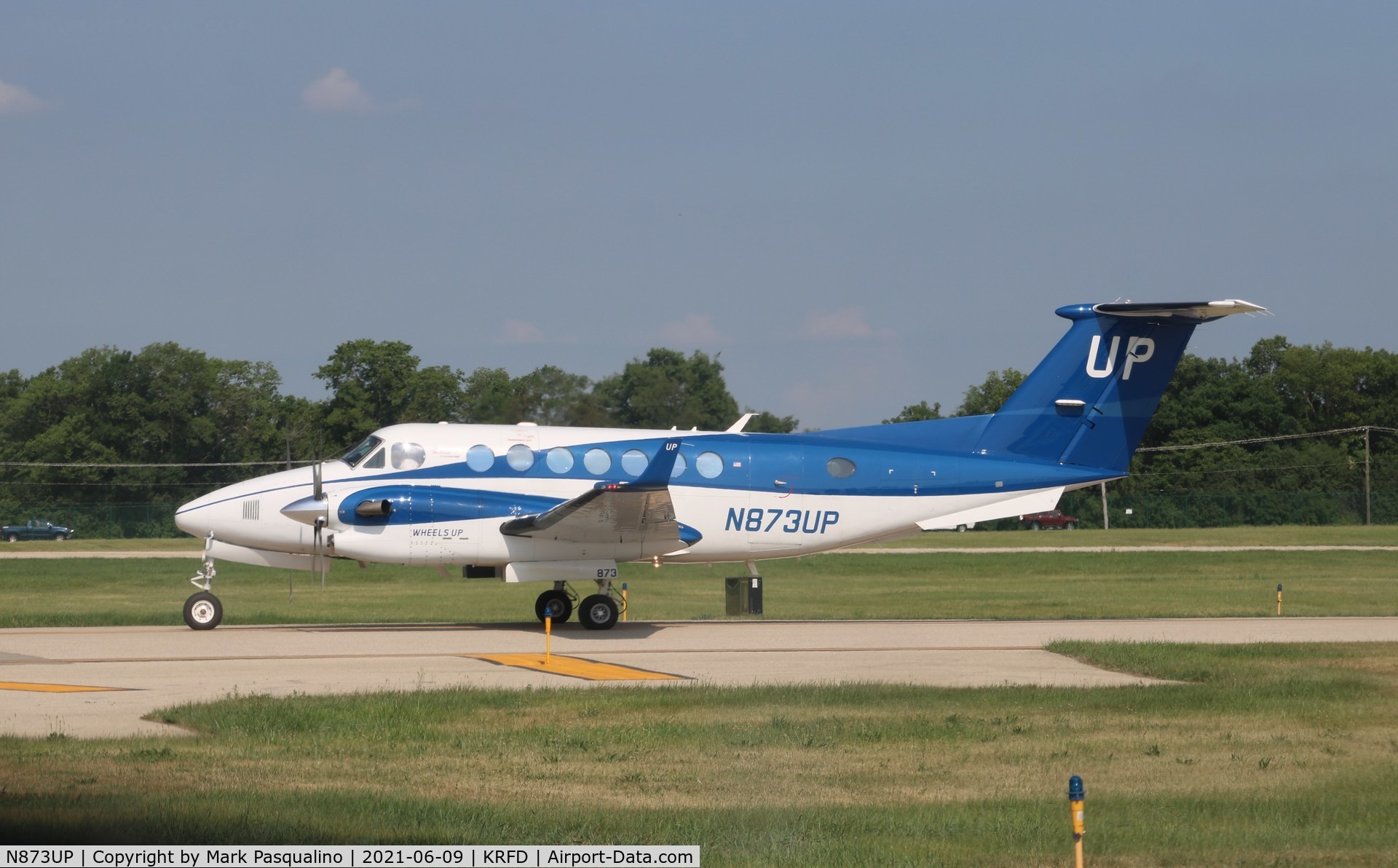 N873UP, 2016 Beech B300 King Air C/N FL-1068, Beech 350