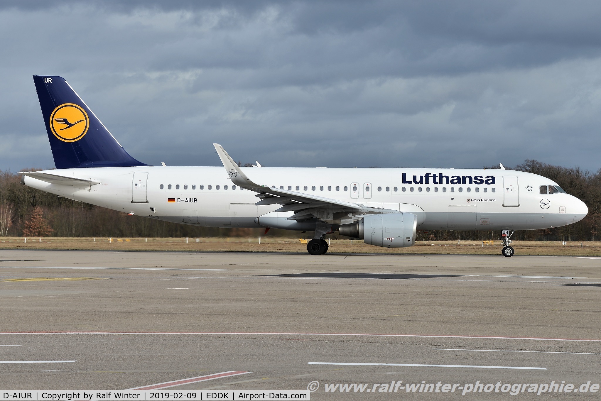 D-AIUR, 2015 Airbus A320-214 C/N 6985, Airbus A320-214(W) - LH DLH Lufthansa - 6985 - D-AIUR - 09.02.2019 - CGN