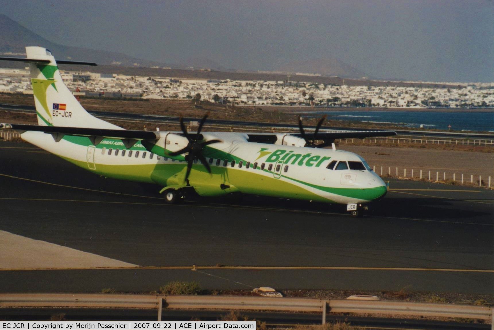 EC-JCR, 1995 ATR 72-212A C/N 468, bought photo