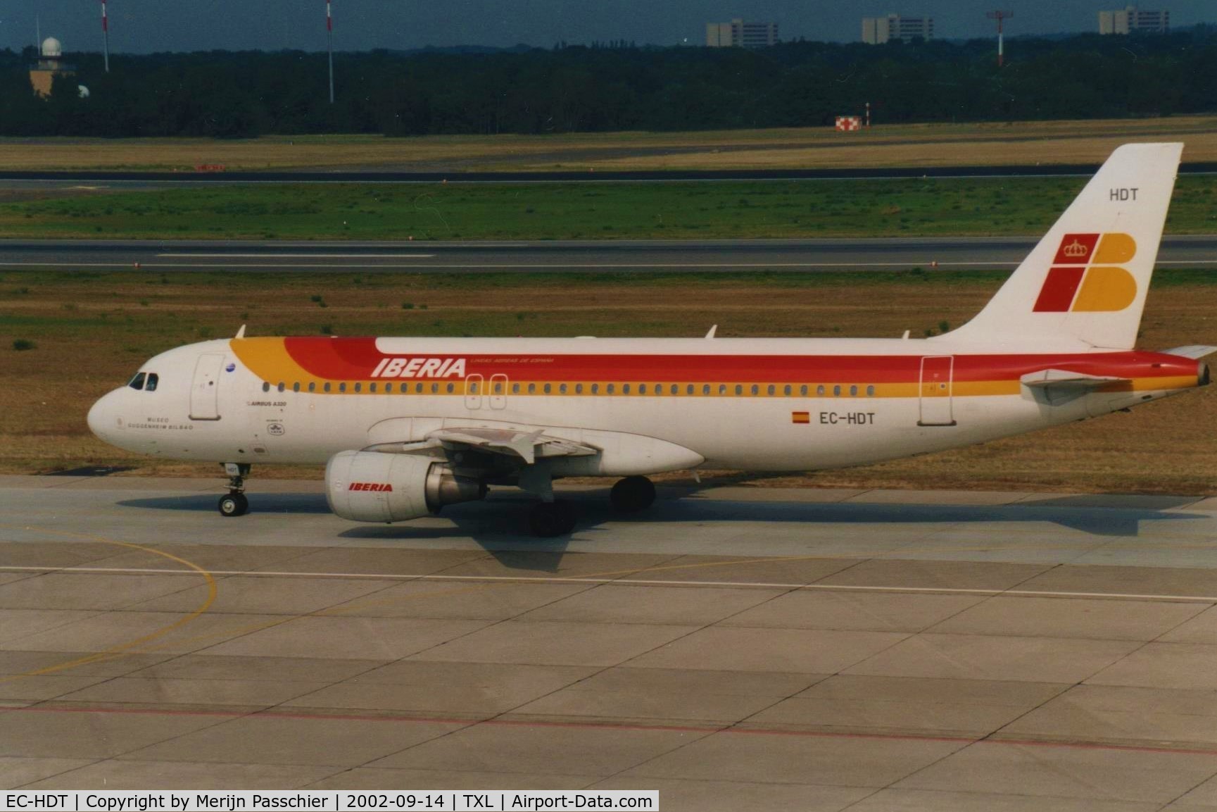 EC-HDT, 1999 Airbus A320-214 C/N 1119, bought photo