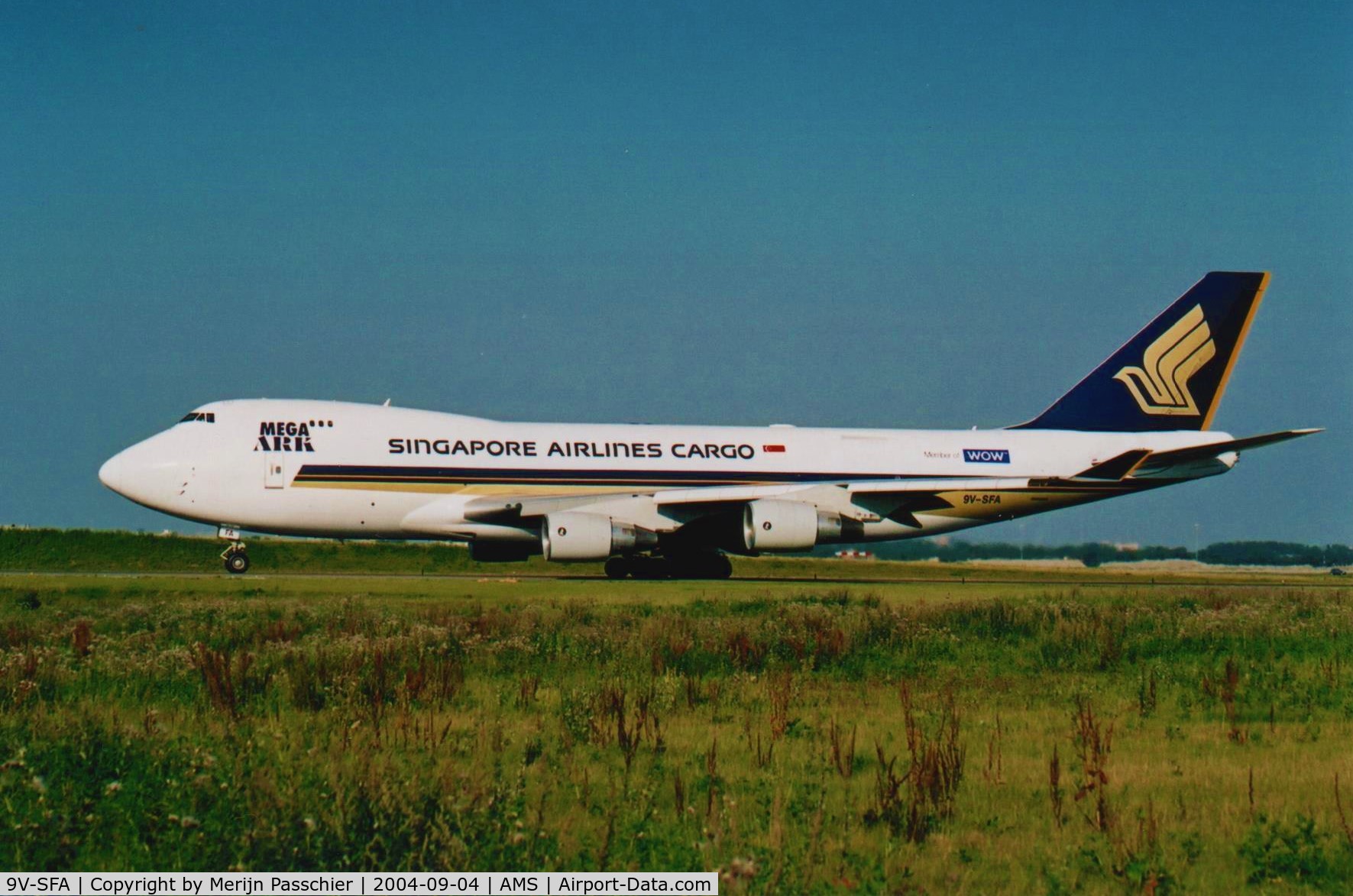 9V-SFA, Boeing 747-412F/SCD C/N 26563, bought photo
