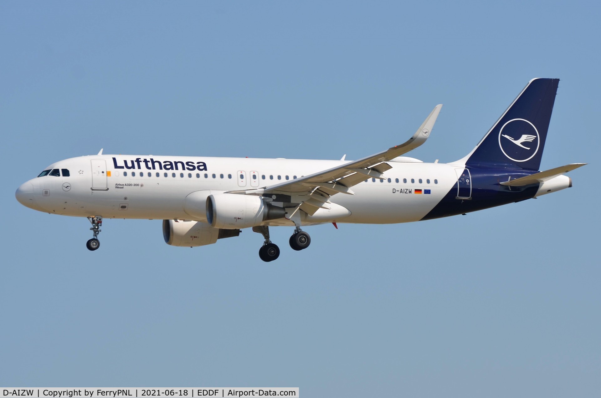 D-AIZW, 2013 Airbus A320-214 C/N 5694, Arrival of Lufthansa A320