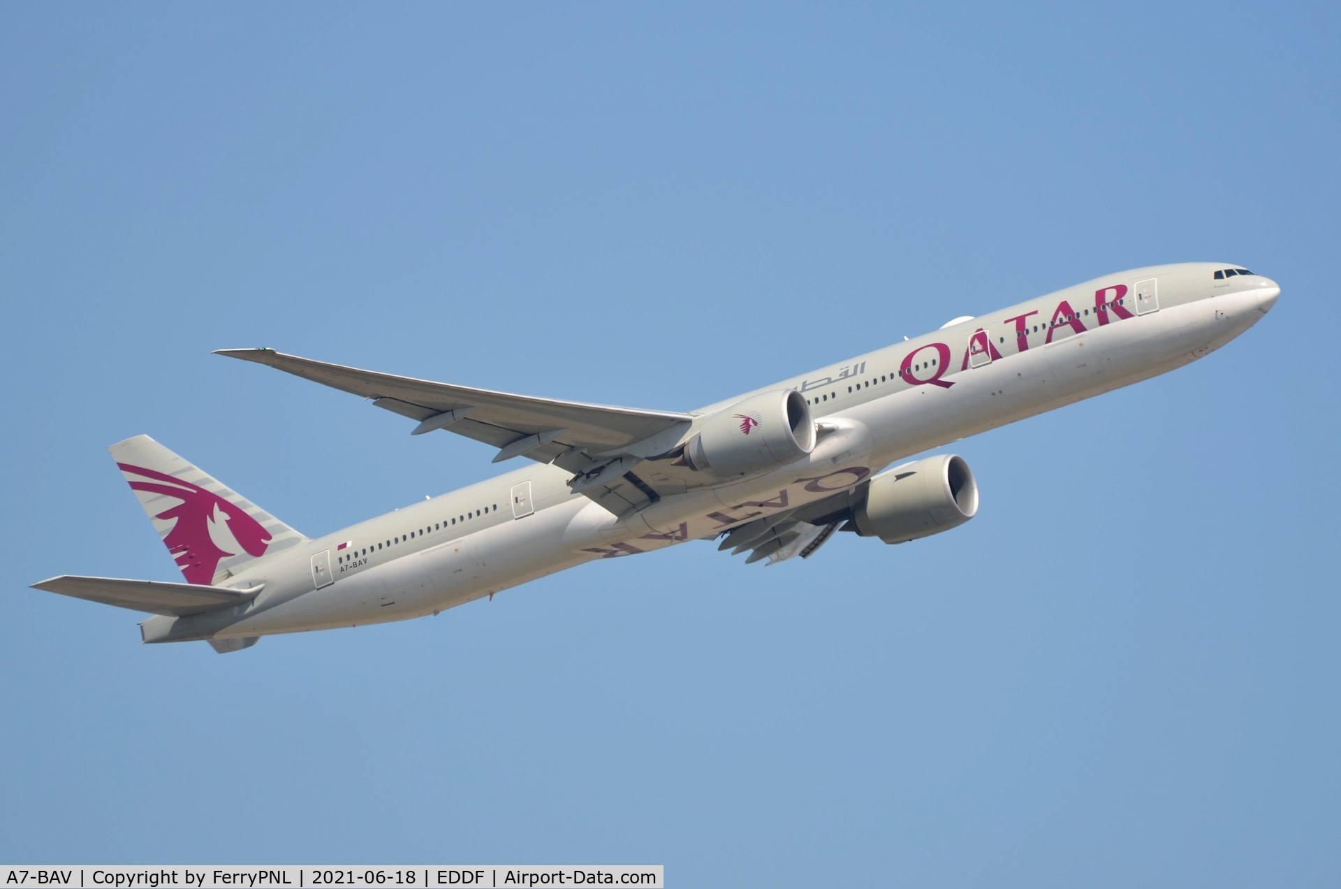 A7-BAV, 2014 Boeing 777-3DZ/ER C/N 41740, Qatar B773 lifting-off