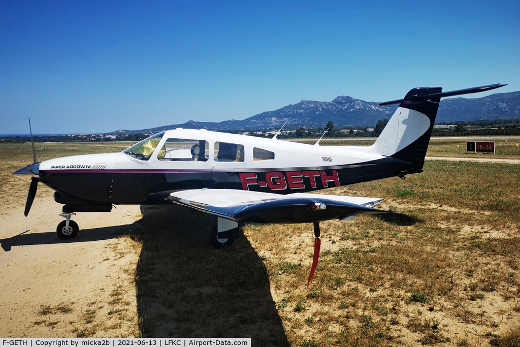 F-GETH, 1978 Piper PA-28RT-201T Arrow IV C/N 28R-8031064, Parked