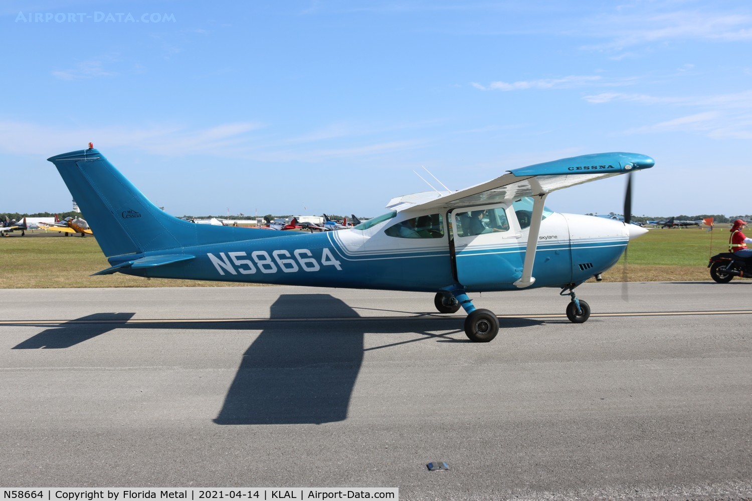 N58664, 1973 Cessna 182P Skylane C/N 18262218, Sun N Fun 2021