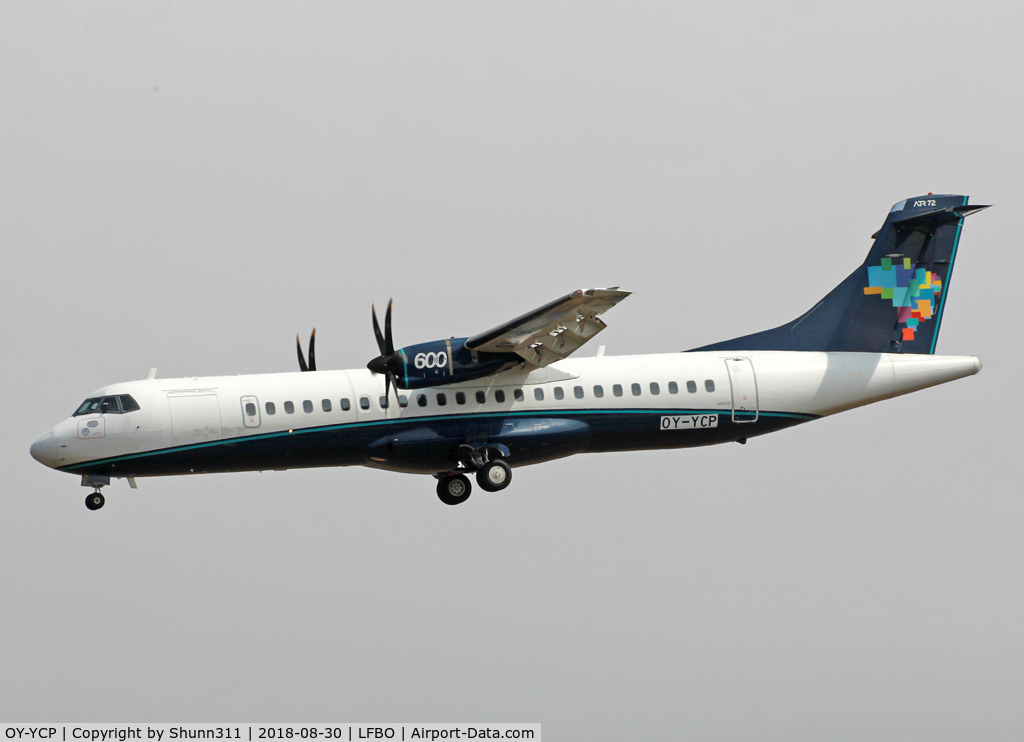 OY-YCP, 2012 ATR 72-600 C/N 1020, Landing rwy 32L in AZUL c/s... National Air Charter operator...