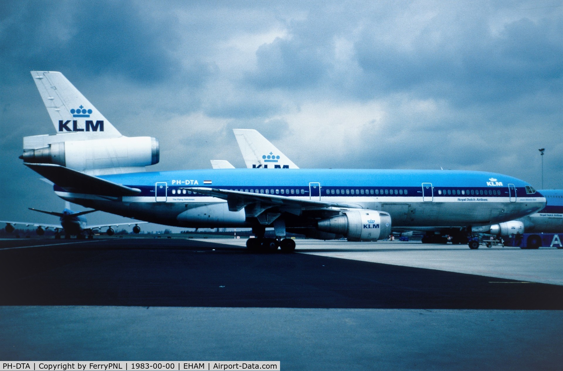 PH-DTA, 1972 Douglas DC-10-30 C/N 46550, KLM DC-10-30 under tow