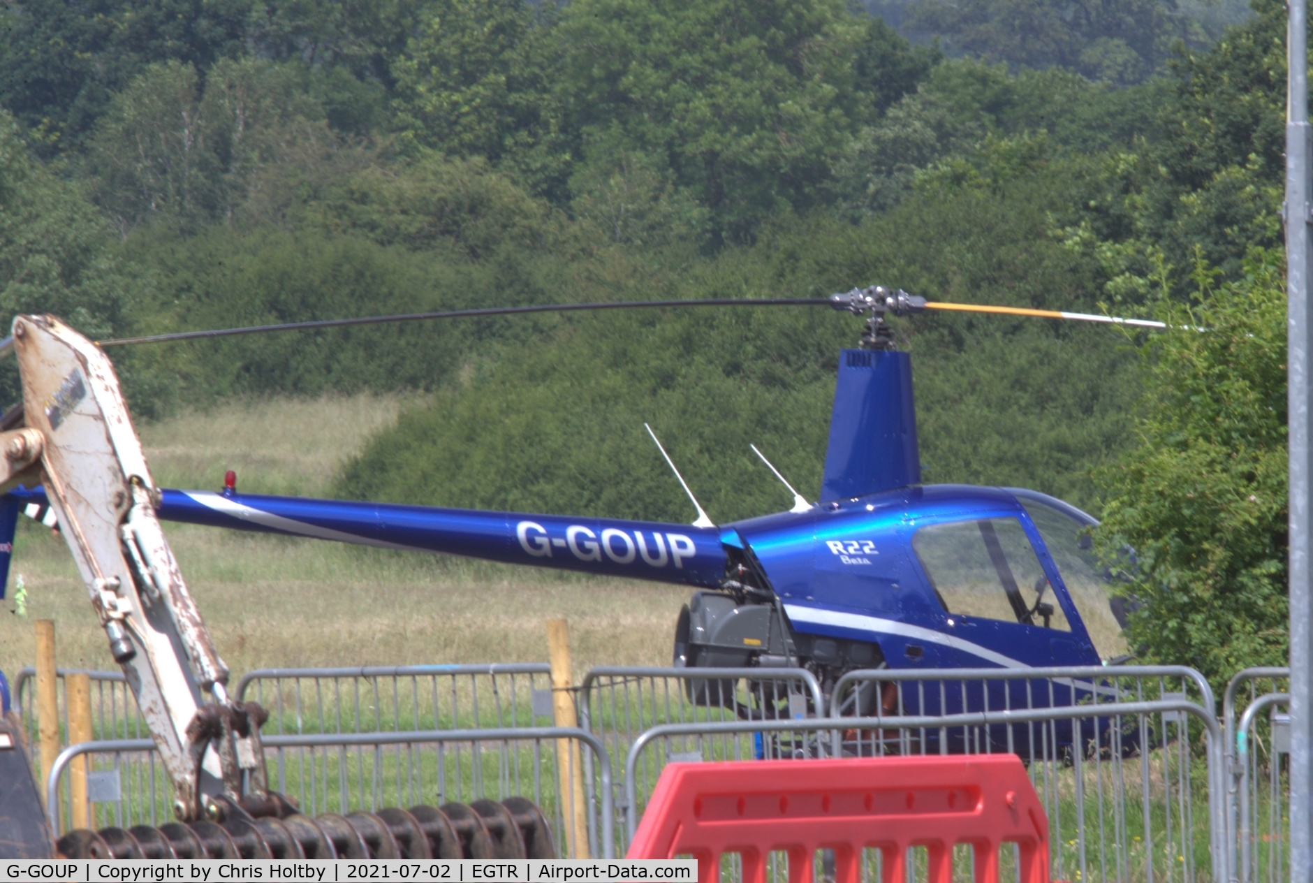 G-GOUP, 1991 Robinson R22 Beta II C/N 1663, At Elstree in new livery