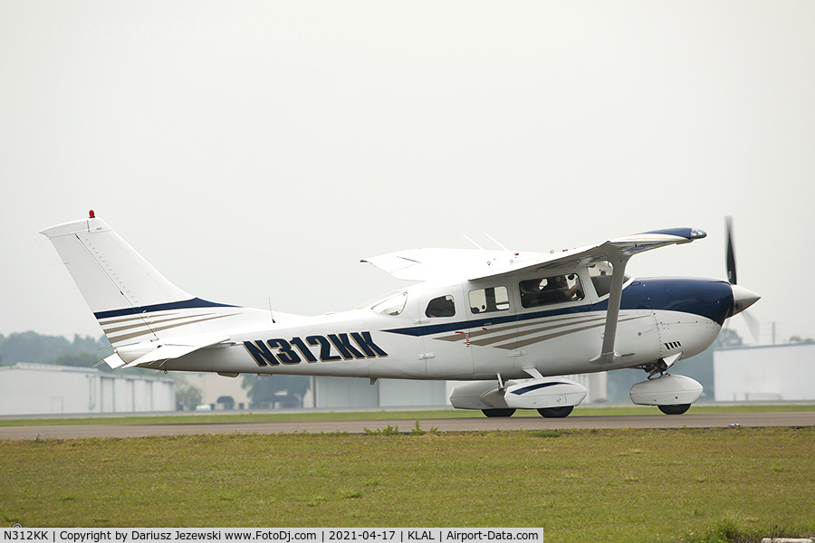 N312KK, 2004 Cessna T206H Turbo Stationair C/N T20608472, Cessna T206H Turbo Stationair  C/N T20608472, N312KK