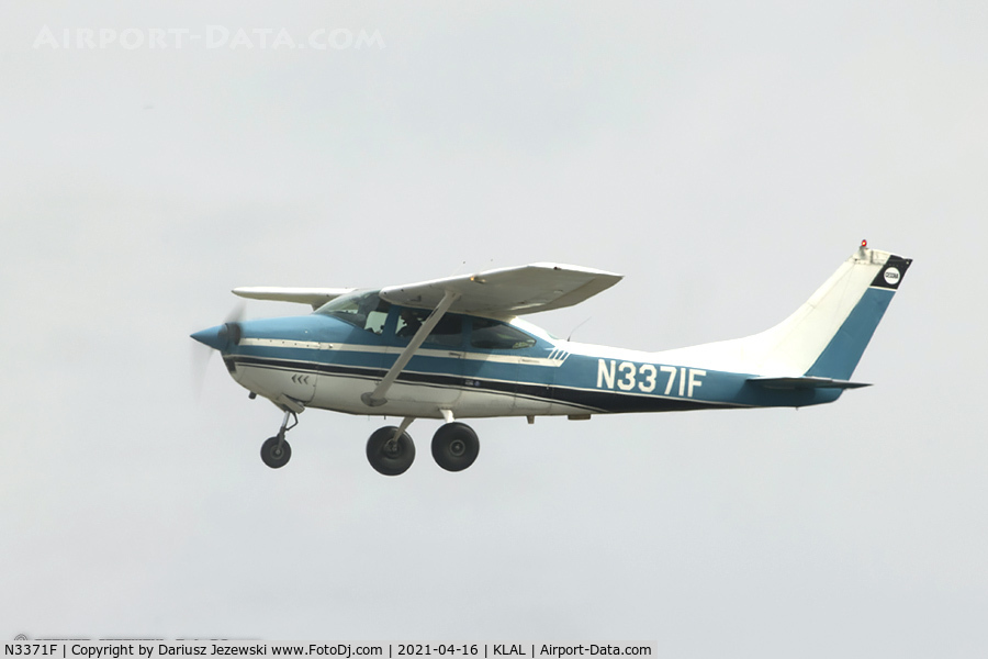N3371F, 1966 Cessna 182J Skylane C/N 18257371, Cessna 182J Skylane  C/N 18257371, N3371F