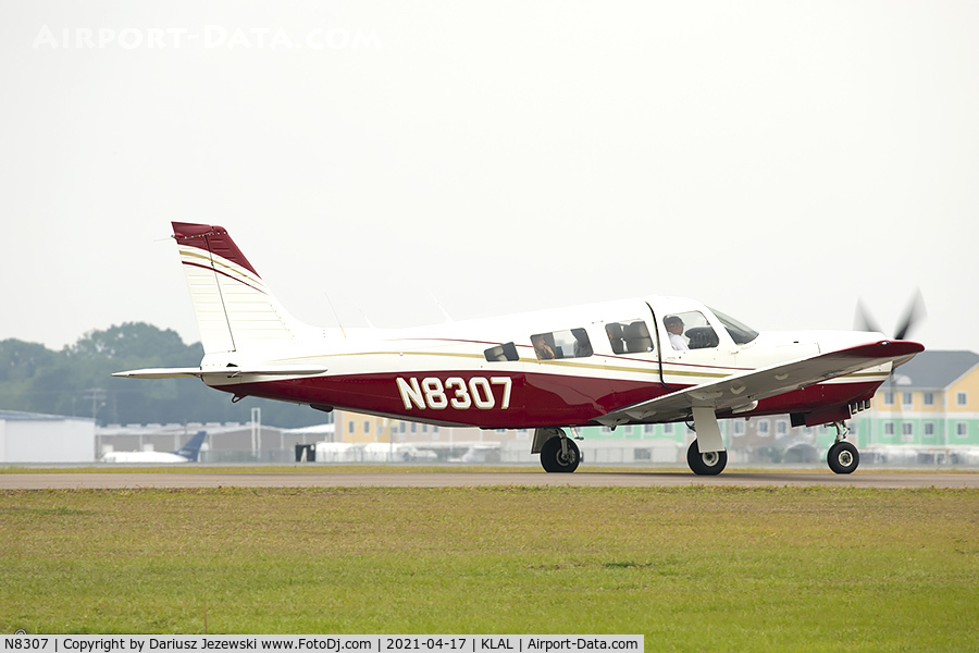 N8307, 1981 Piper PA-32R-301 C/N 32R-8113017, Piper PA-32R-301 Saratoga  C/N 32R8113017 , N8307