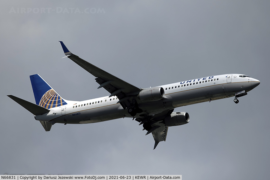 N66831, 2014 Boeing 737-924/ER C/N 44562, Boeing 737-924/ER - United Airlines  C/N 44562, N66831