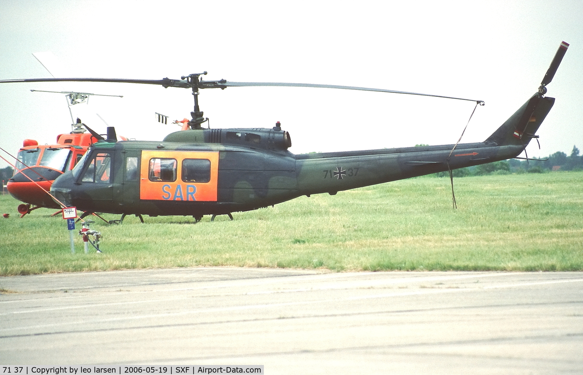 71 37, Bell (Dornier) UH-1D Iroquois (205) C/N 8197, Berlin ILA 19.5.2006