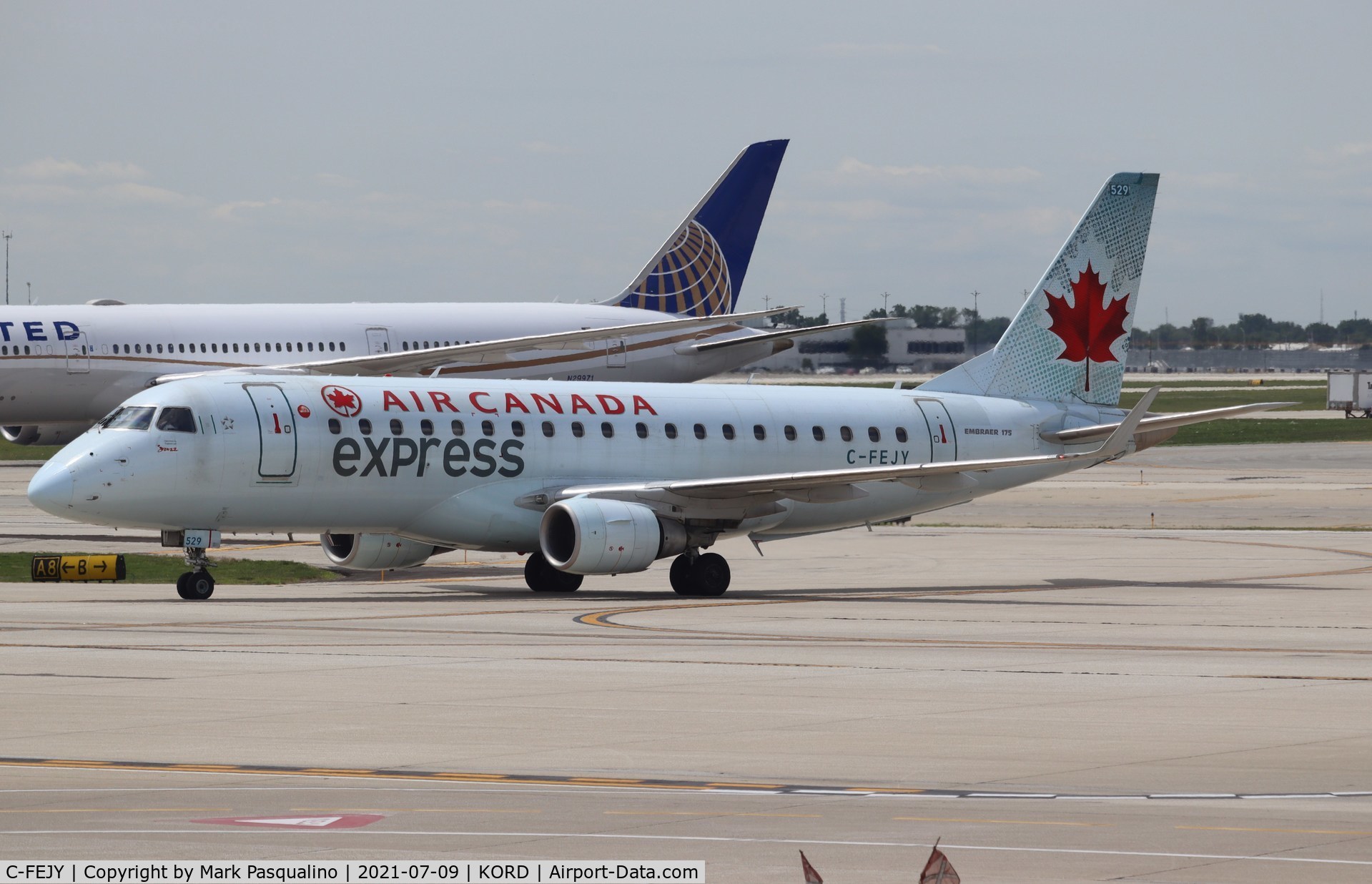 C-FEJY, 2005 Embraer 175SU (ERJ-170-200SU) C/N 17000097, ERJ-170-200SU