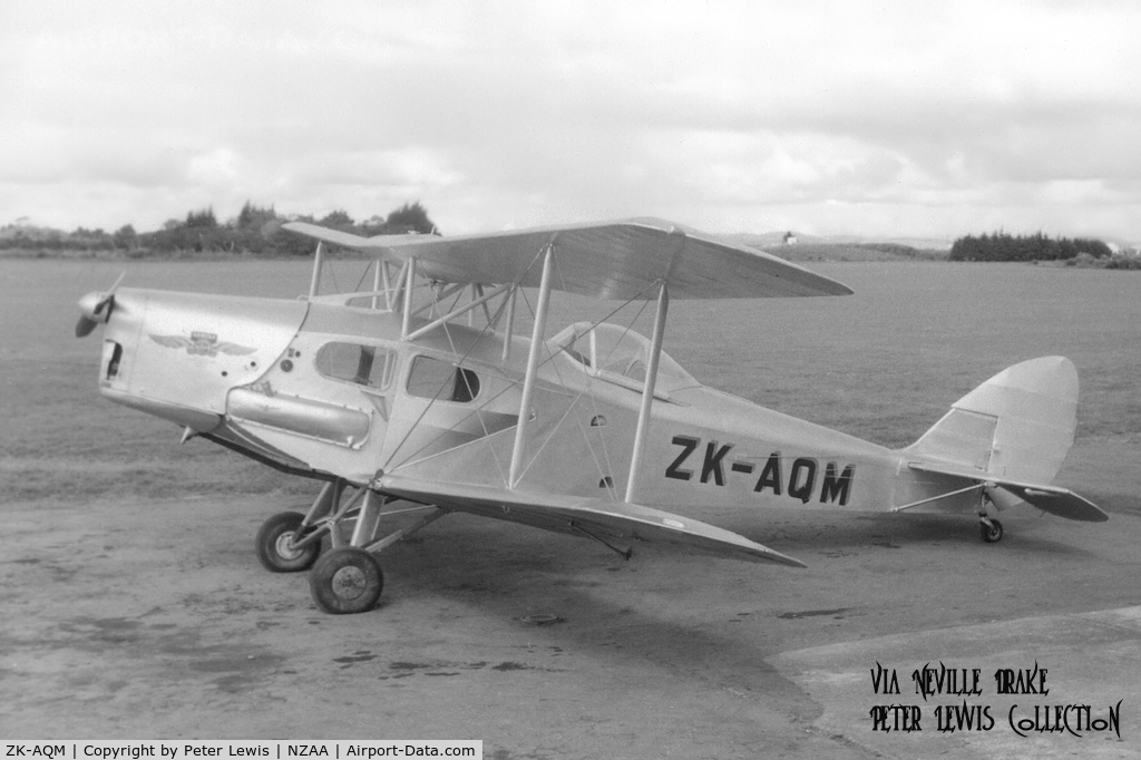 ZK-AQM, 1947 De Havilland DH-83C Fox Moth C/N FM50, Francis M McCarthy, Otautu, Patea
Hire: Hawera Aero Club