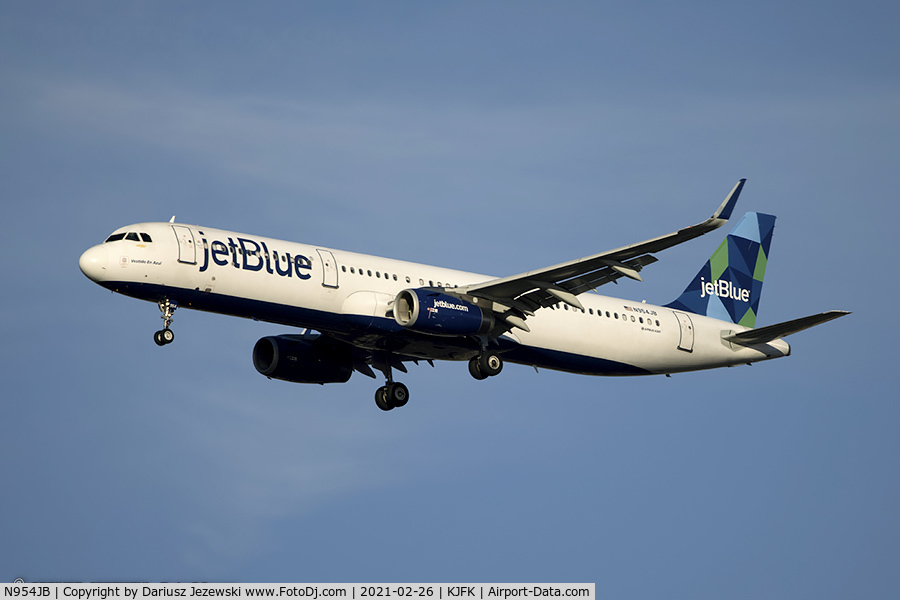 N954JB, 2015 Airbus A321-231 C/N 6725, Airbus A321-231 