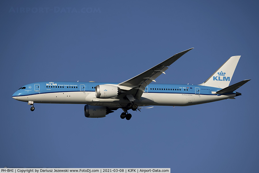 PH-BHI, 2016 Boeing 787-9 Dreamliner C/N 38755, Boeing 787-9 Dreamliner - KLM - Royal Dutch Airlines  C/N 38755, PH-BHI