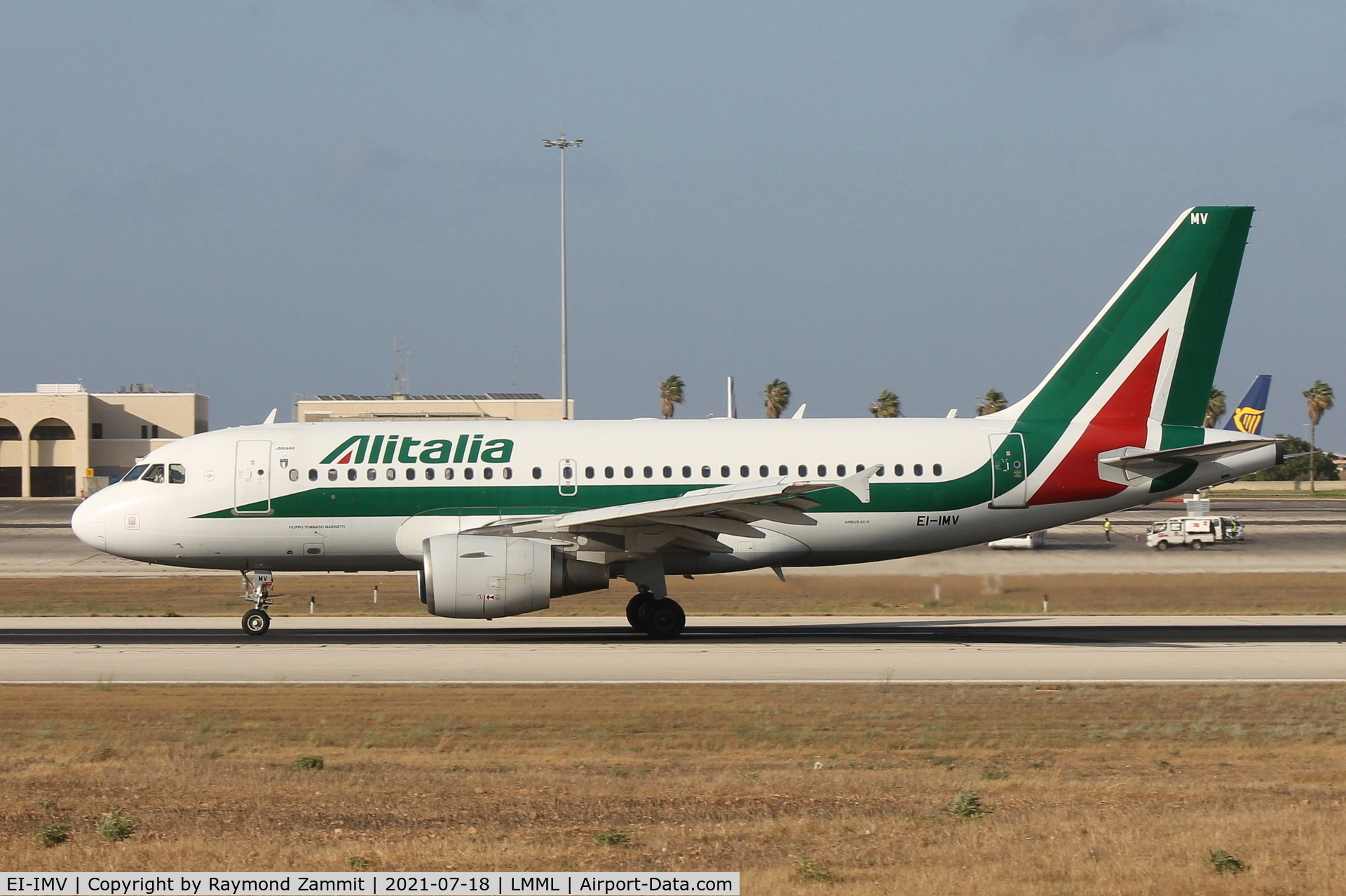 EI-IMV, 2012 Airbus A319-111 C/N 5294, A319 EI-IMV Alitalia