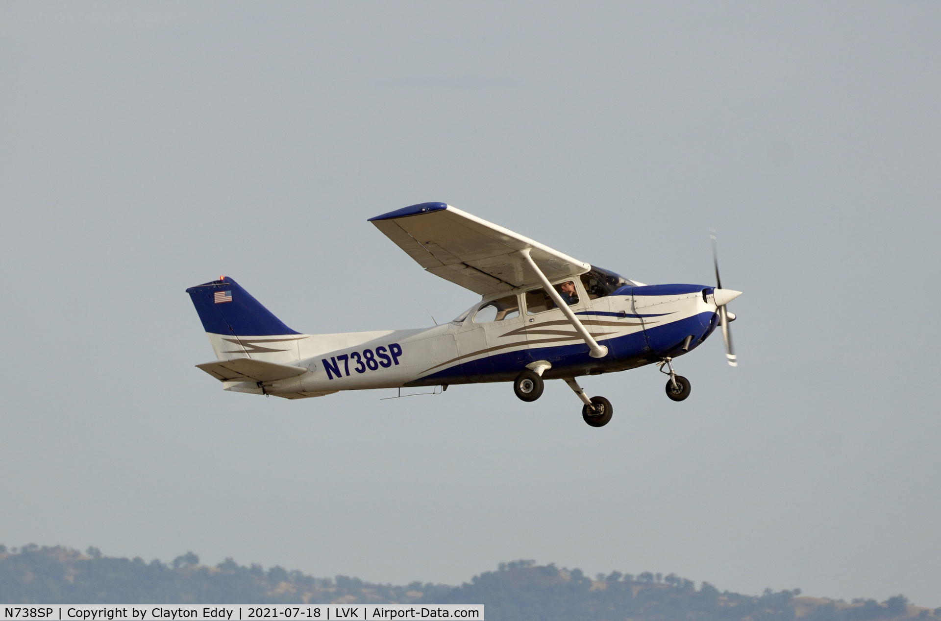 N738SP, 1977 Cessna 172N C/N 17270203, Livermore Airport California 2021.