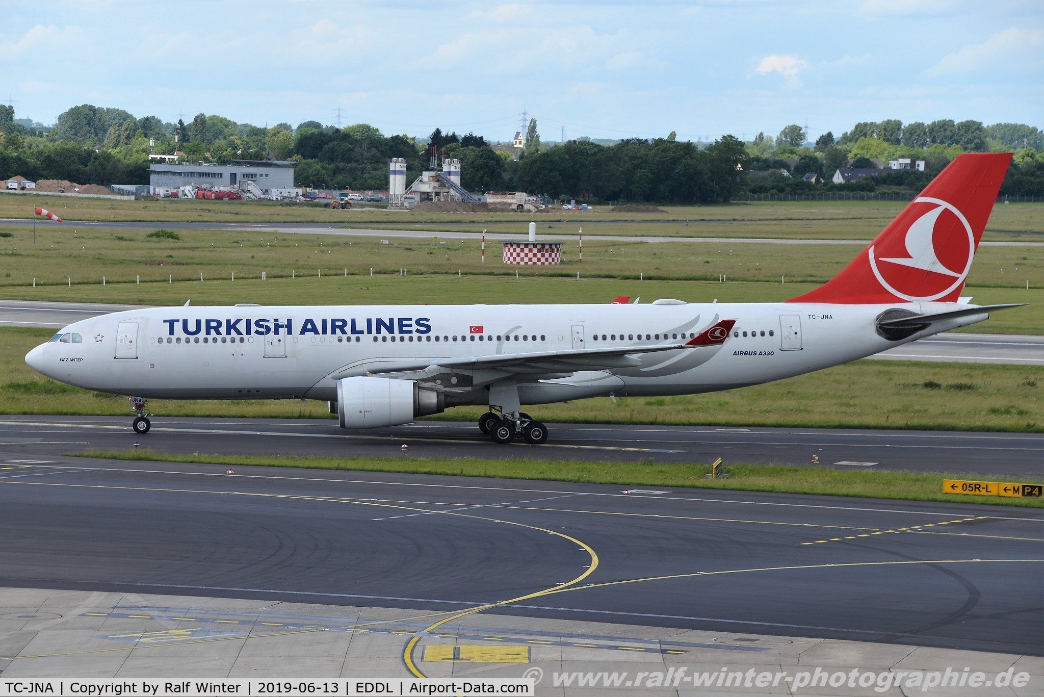 TC-JNA, 2005 Airbus A330-203 C/N 697, Airbus A330-203 - TK THY Turkish Airlines 'Gaziantep' - 697 - TC-JNA - 13.06.2019 - DUS