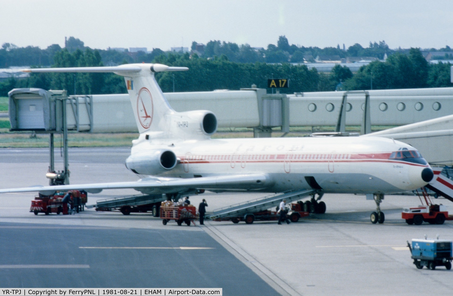 YR-TPJ, 1980 Tupolev Tu-154B-2 C/N 80A408, Tarom Tu154 at its gate in AMS