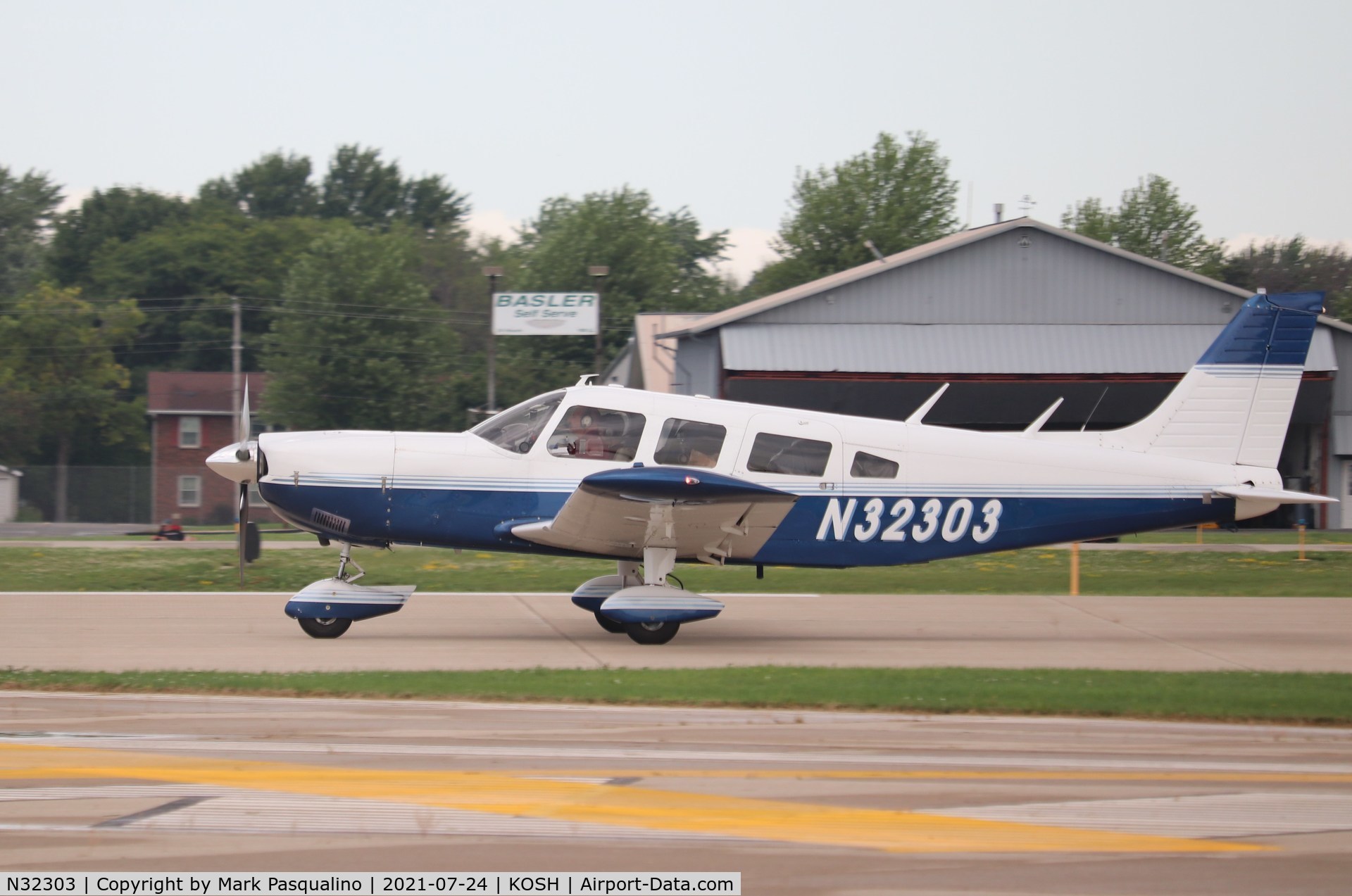 N32303, 1974 Piper PA-32-300 Cherokee Six C/N 32-7540029, Piper PA-32-300