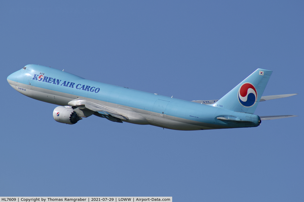 HL7609, 2012 Boeing 747-8HT/F C/N 37132, Korean Air Cargo Boeing 747-8HT(F)