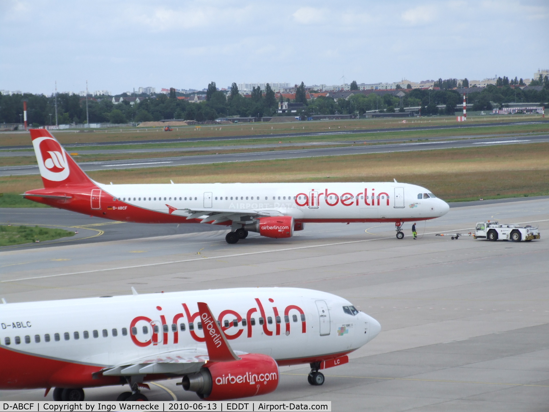 D-ABCF, 2003 Airbus A321-211 C/N 1966, Airbus A321-211 of airberlin at Berlin/Tegel airport