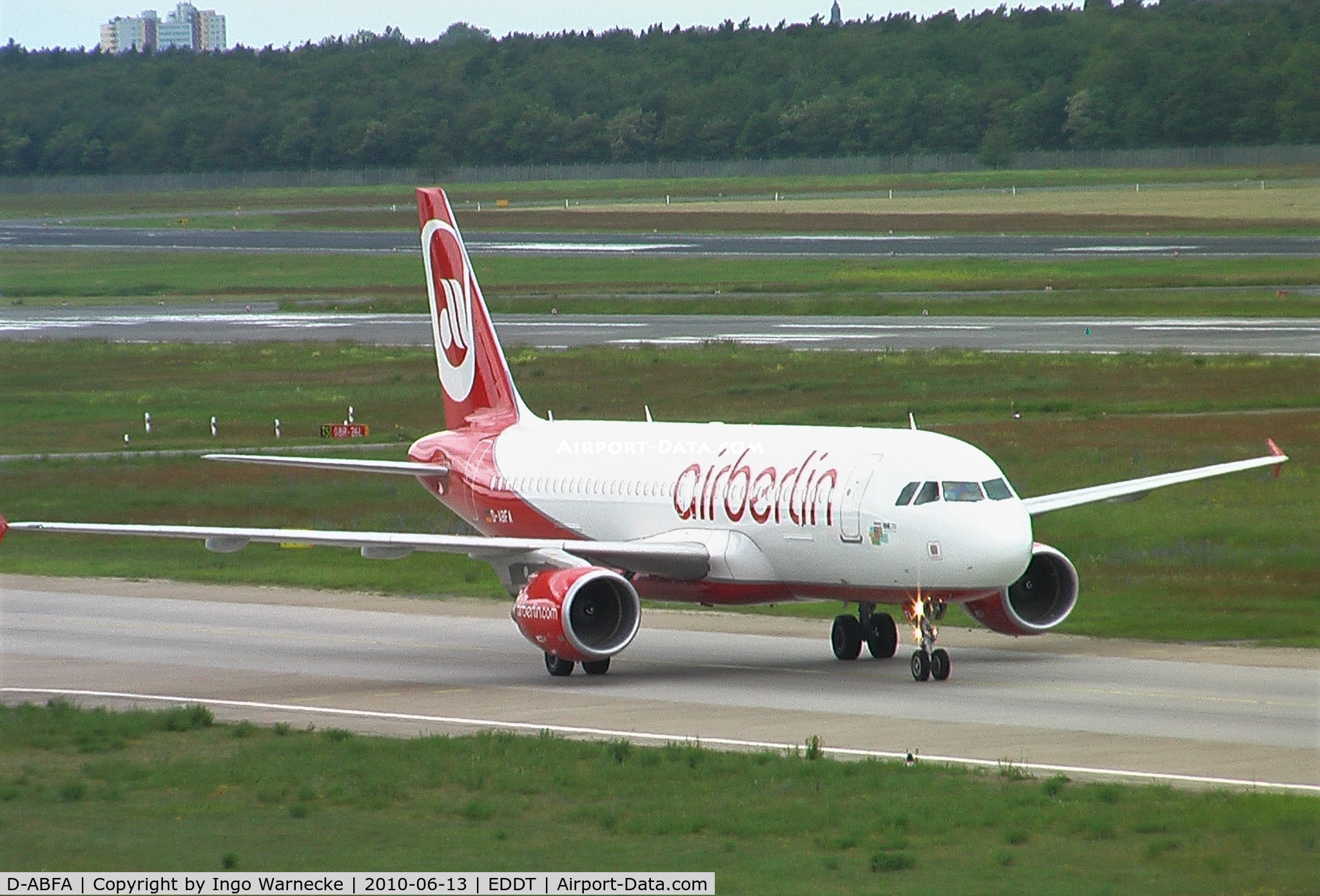 D-ABFA, 2009 Airbus A320-214 C/N 4101, Airbus A320-214 of airberlin at Berlin/Tegel airport