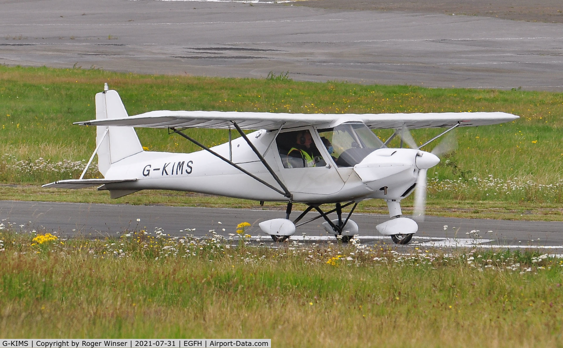 G-KIMS, 2017 Comco Ikarus C42 FB100 C/N 1704-7497, Resident Ikarus operated by Gower Flight Centre.