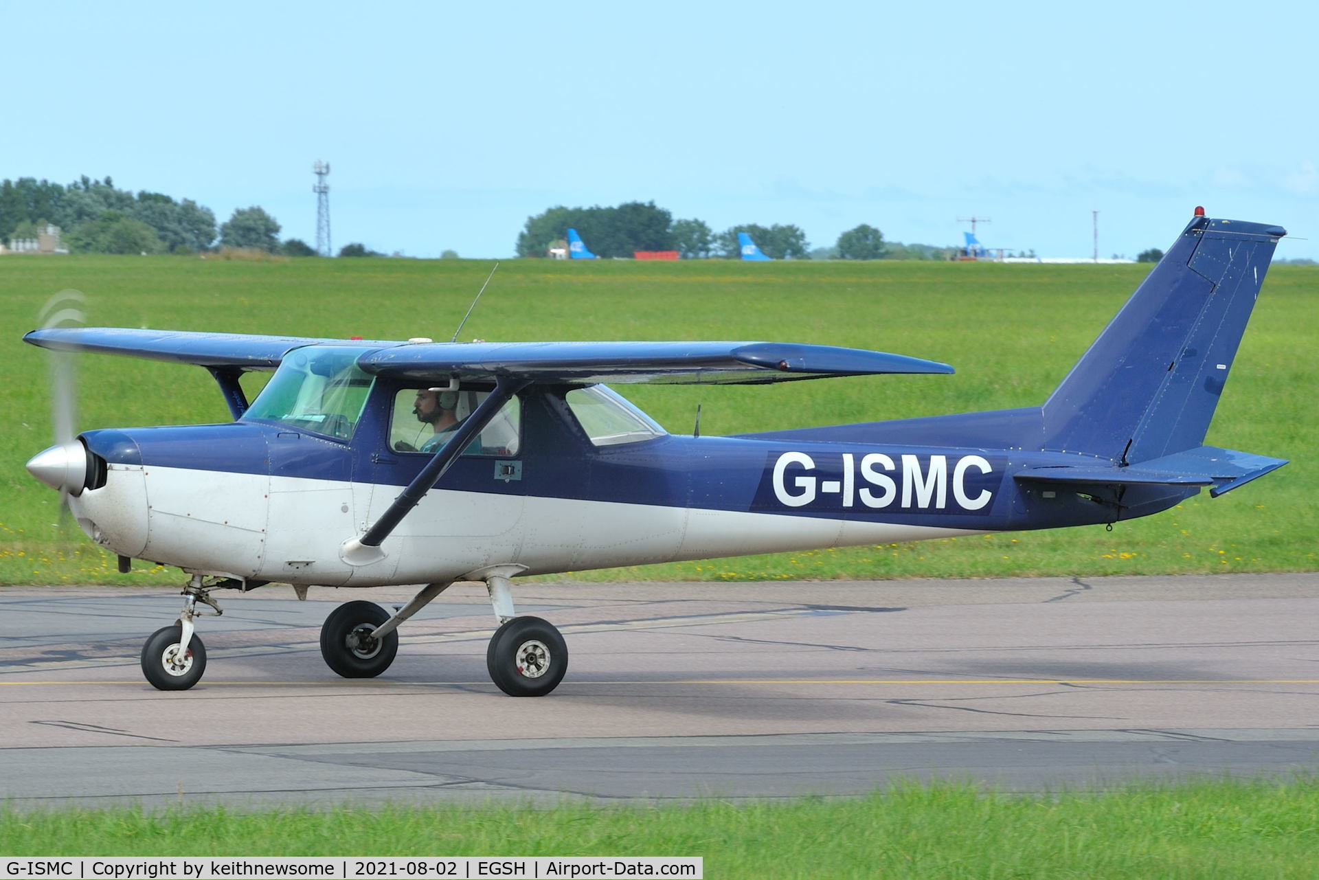 G-ISMC, 1978 Reims F152 C/N 15201468, Arriving at Norwich from Stapleford Tawney.