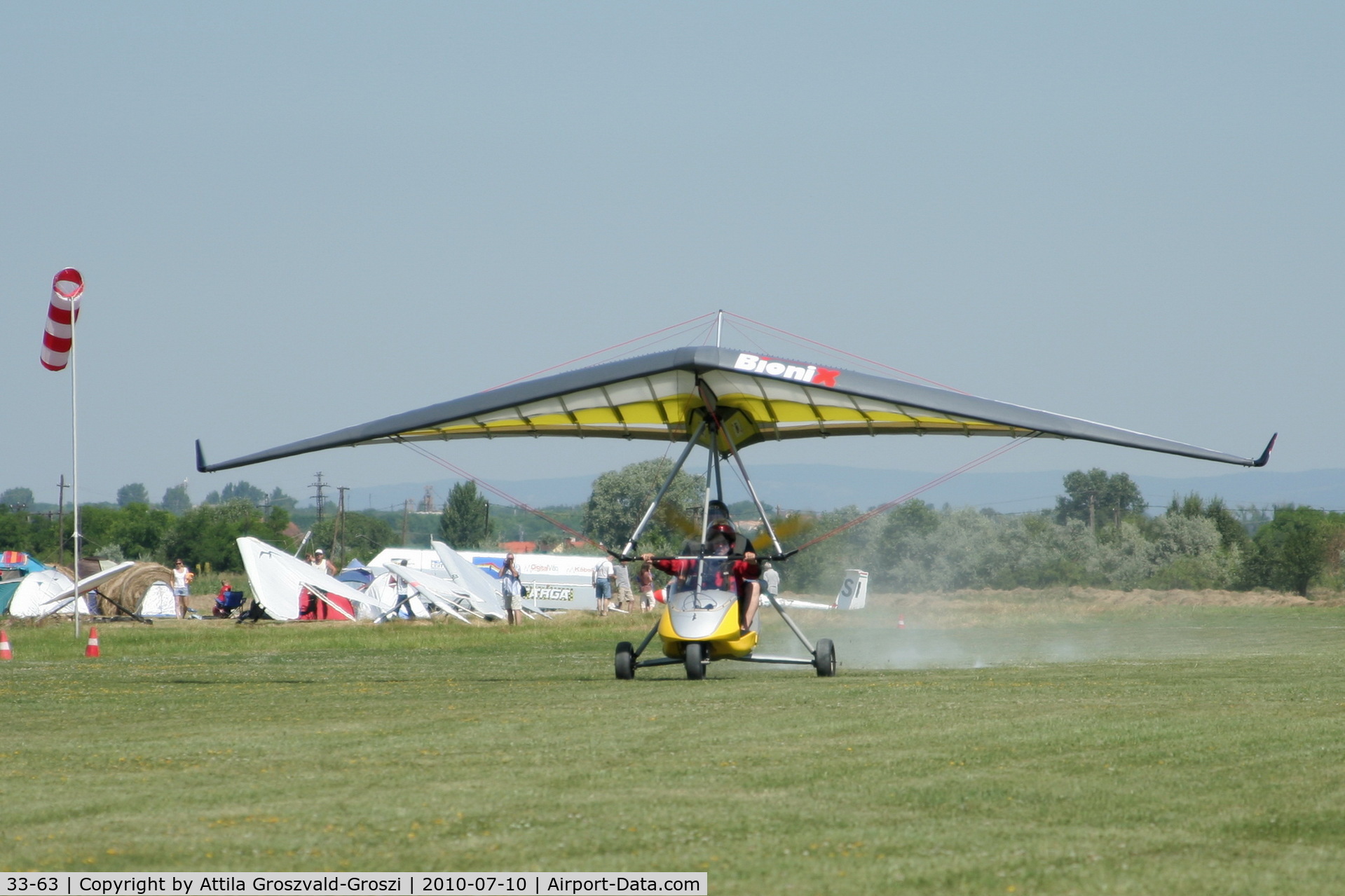 33-63, Air Création BioniX Tanarg 912 C/N A10023-10019, Balatonfökajár Airport, Hungary