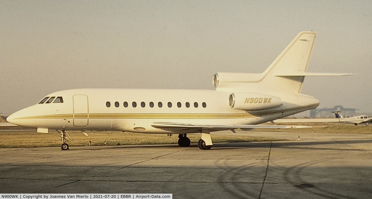 N900WK, 1988 Dassault-Breguet Falcon (Mystere) 900 C/N 57, Slide scan