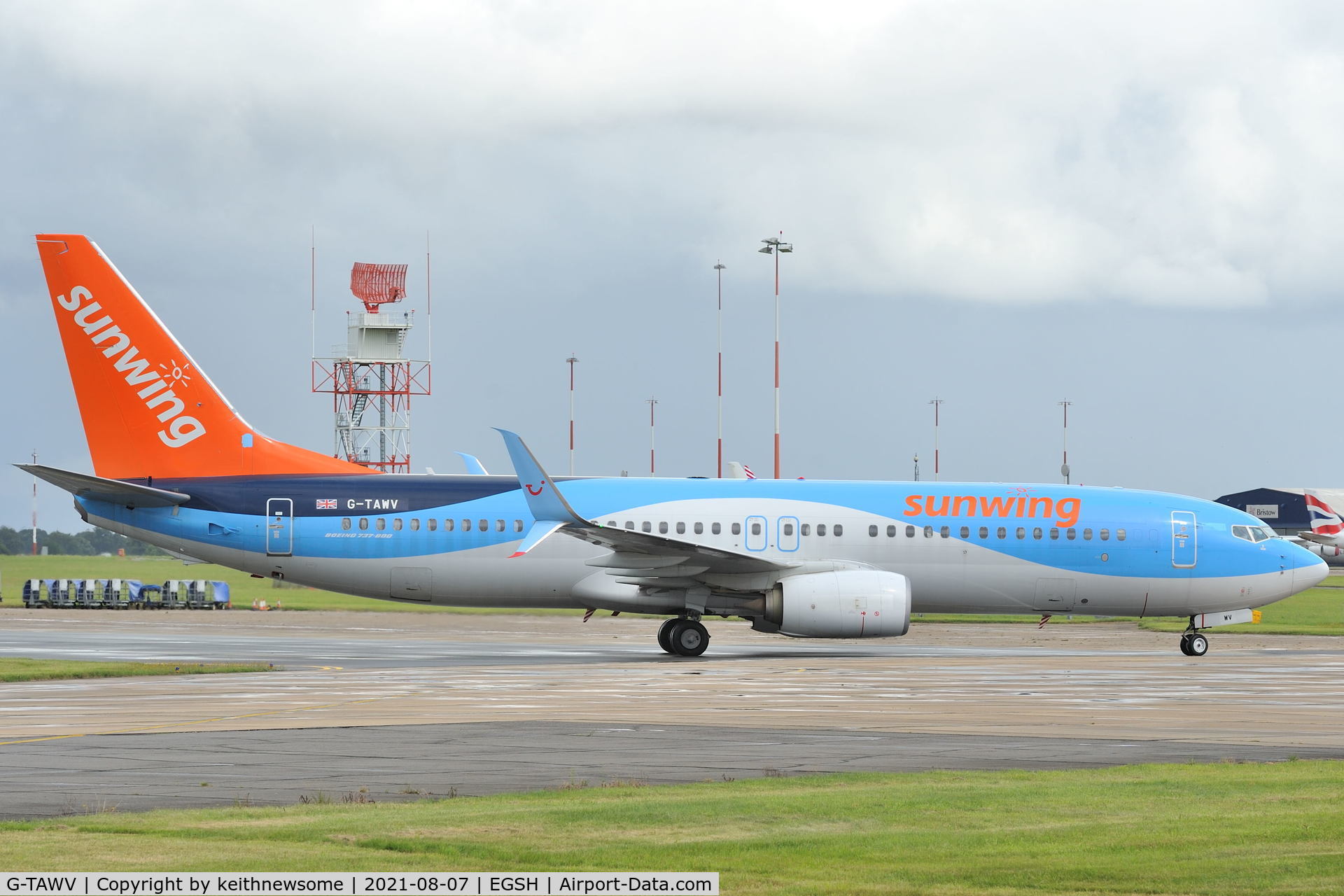 G-TAWV, 2015 Boeing 737-8K5 C/N 41662, Arriving at Norwich from Majorca with Sunwing fin and logo.