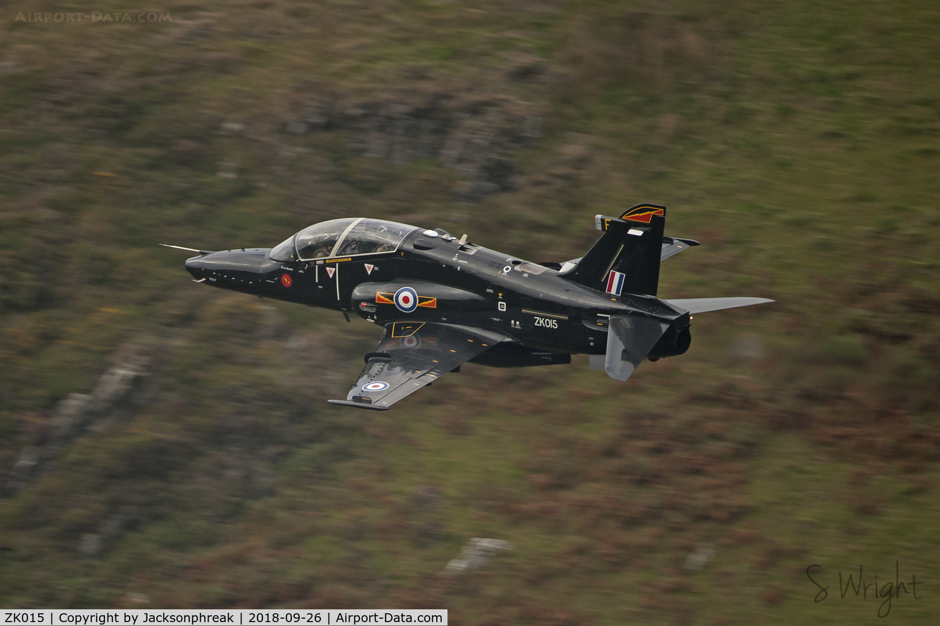 ZK015, 2008 British Aerospace Hawk T2 C/N RT006/1244, Bwlch Oerdrws, Mach Loop. Wales UK