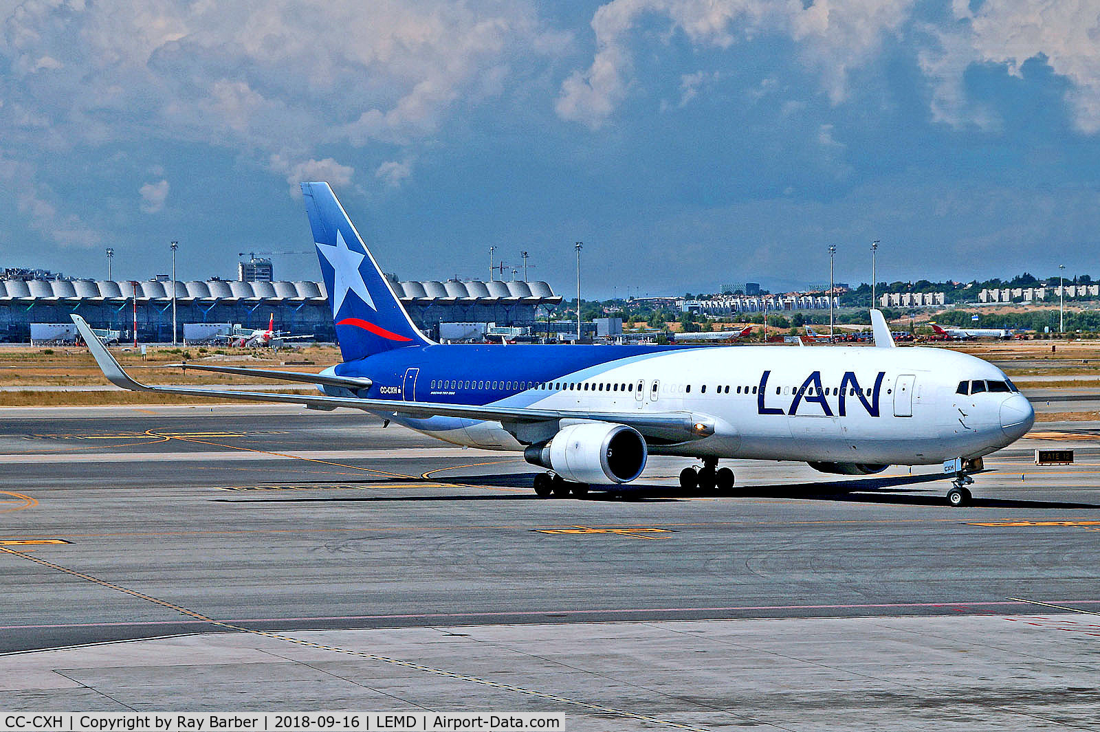 CC-CXH, 2008 Boeing 767-316/ER C/N 35698, CC-CXH   Boeing 767-316ER [35698] (LAN Airlines) Madrid-Barajas~EC 16/09/2018