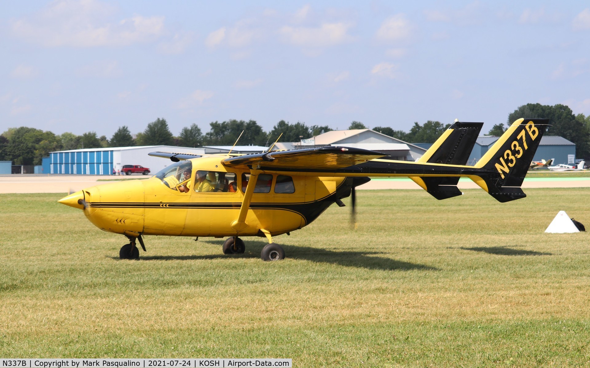 N337B, 1967 Cessna T337C Turbo Super Skymaster C/N 337-0775, Cessna T337C