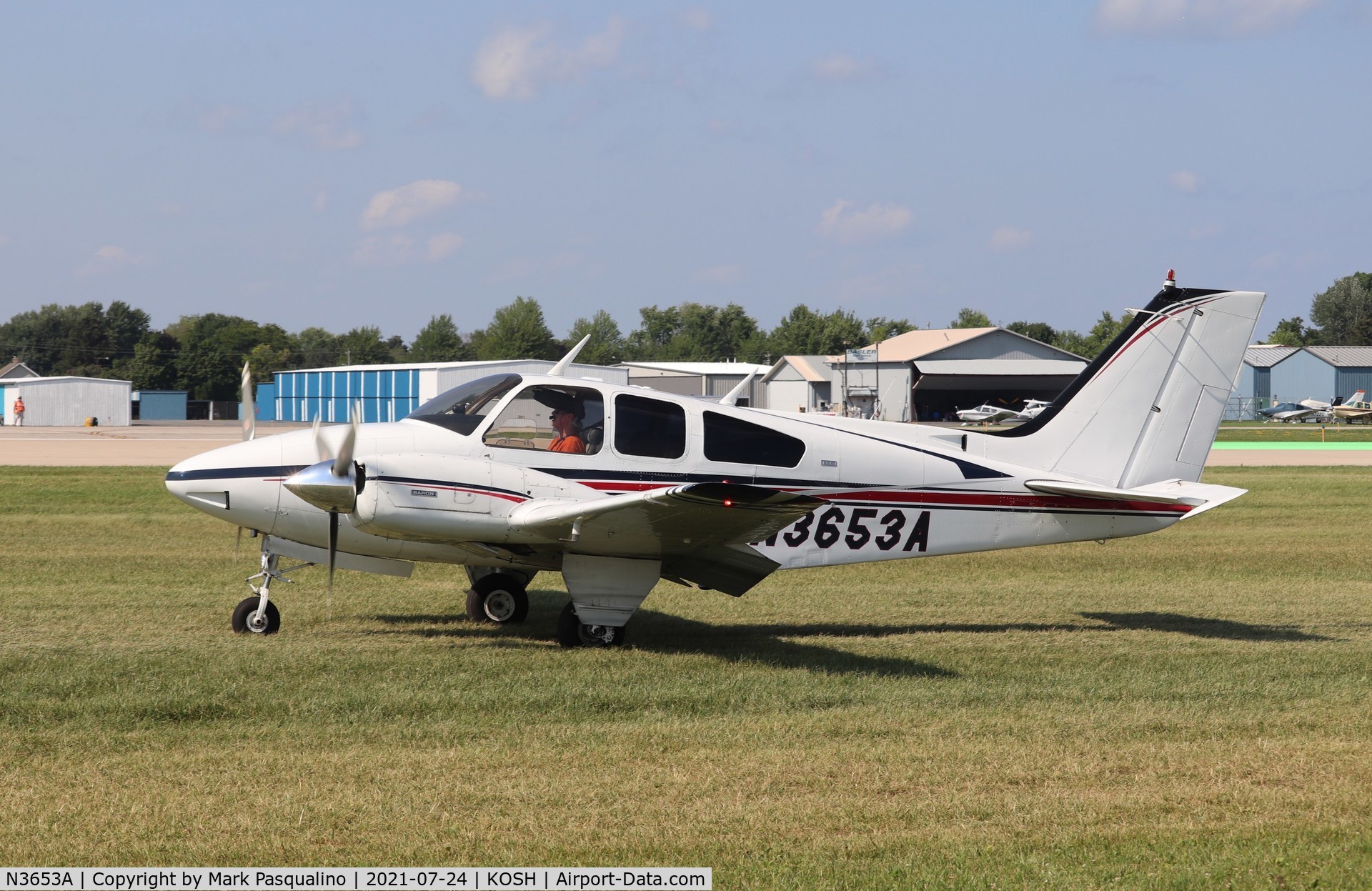 N3653A, 1969 Beech 95-B55 (T42A) Baron C/N TC-1309, Beech B55