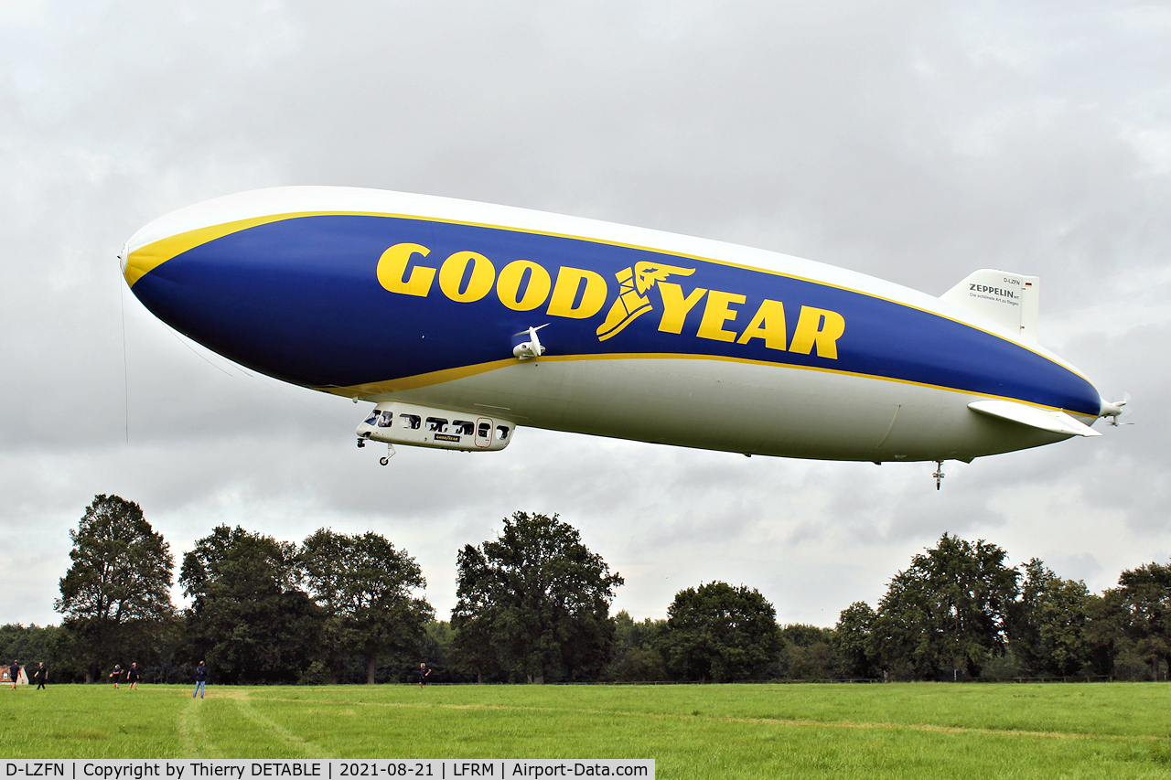 D-LZFN, 1997 Zeppelin LZ N07-100 C/N 001, Team of Zeppelin advertisement for Goodyear based in a field near Ruaudin 72 for the 24h le Mans. 19 to 23 August 2021.
5 km from le Mans airport LFRM